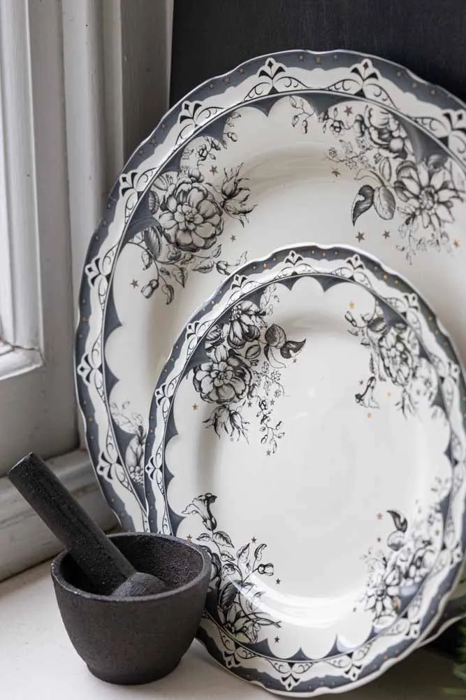 12-Piece Vintage-Style Floral & Star Dinner Set