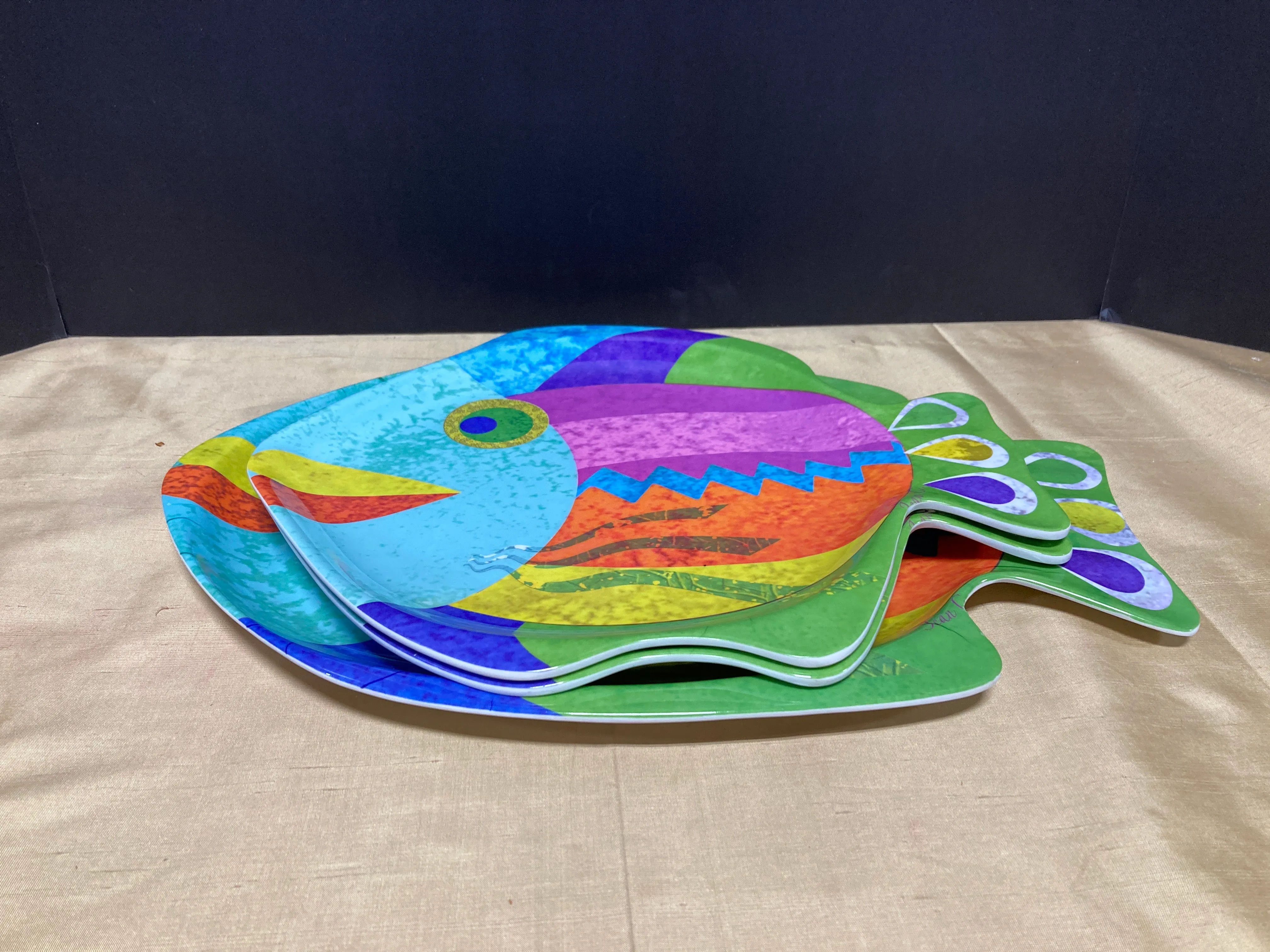 3-Piece Jean C. Colorful Fish Melamine Plate Set