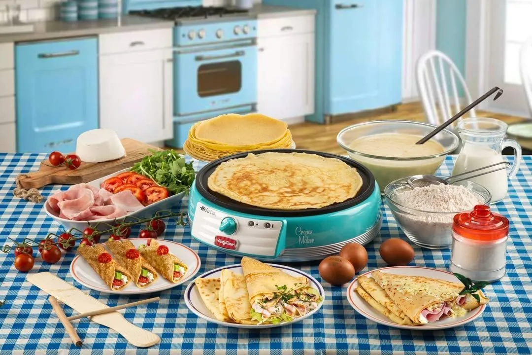Ariete Electric Crepe Maker Dosa Maker | Portable Crepe Maker with Non-Stick Dipping Plate and Egg Whisk | Easy to Use for Pancakes, Chapati, Chilla, Dosa, Egg Beater | 1000Watt (Sky Blue)
