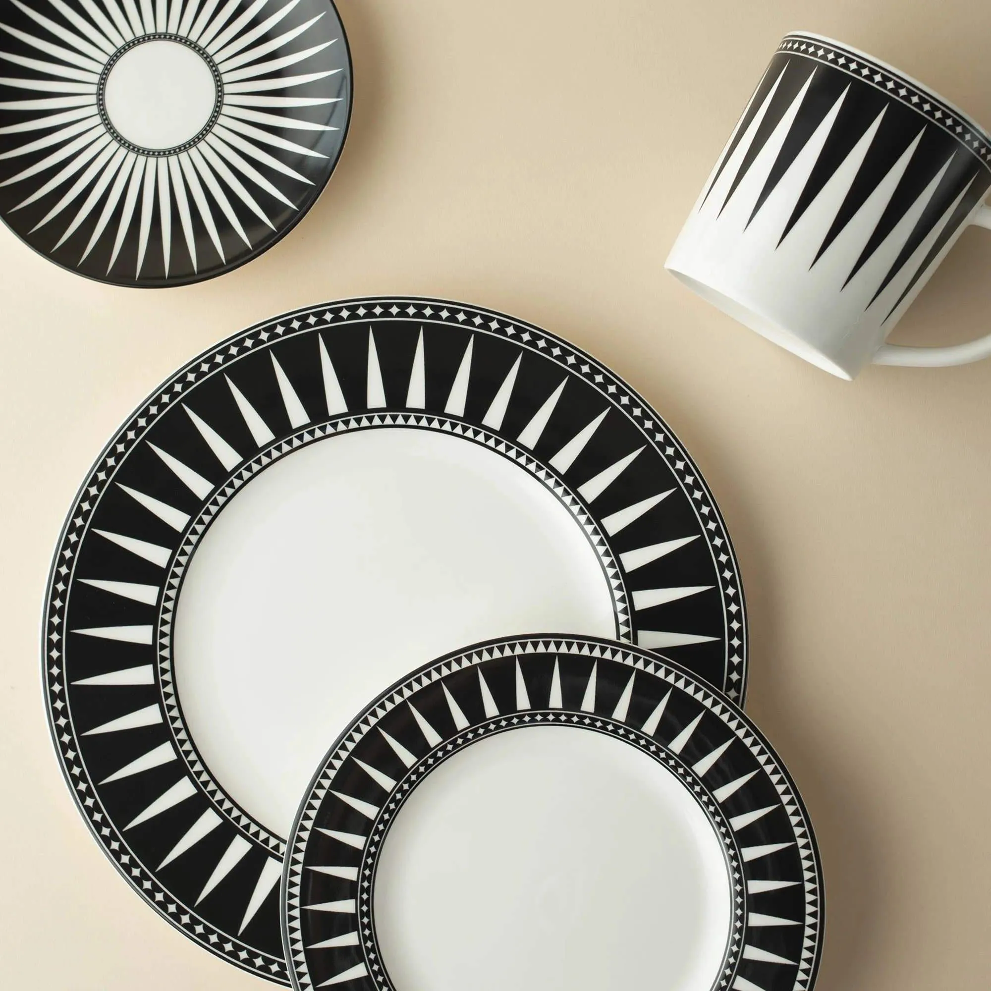 Black Burst Bone China Dinnerware Set