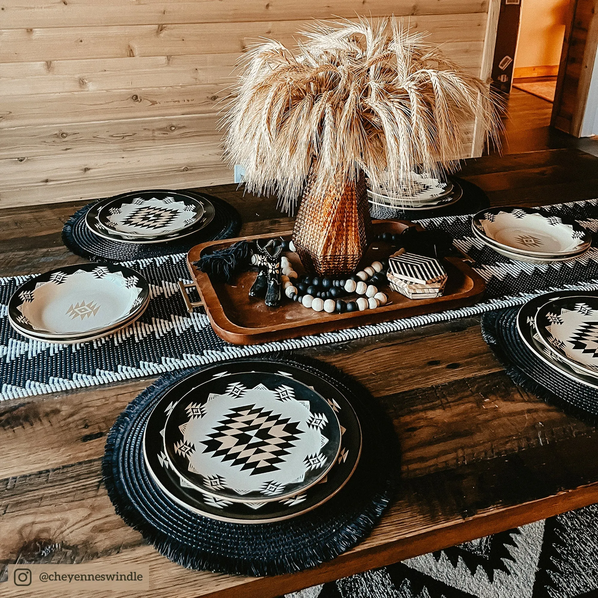 Chalet Aztec 19 pc Southwestern Dinnerware and Canister Set