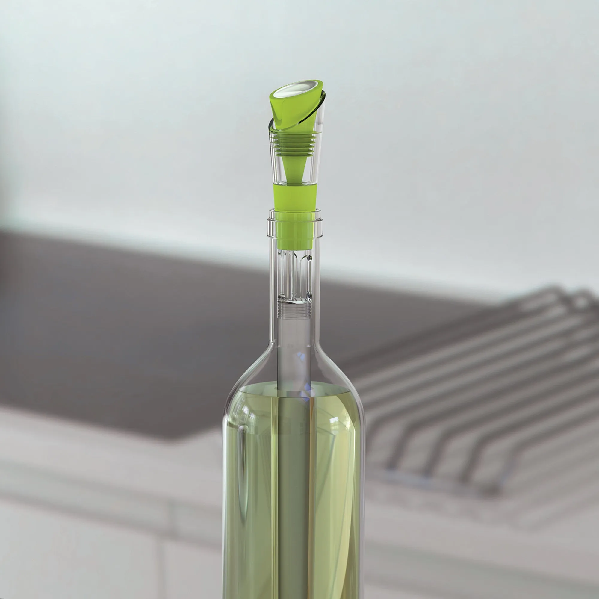 Cooling Pour Spout in Green
