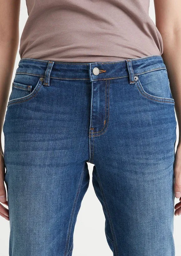 Duer Performance Denim Girlfriend - Women's