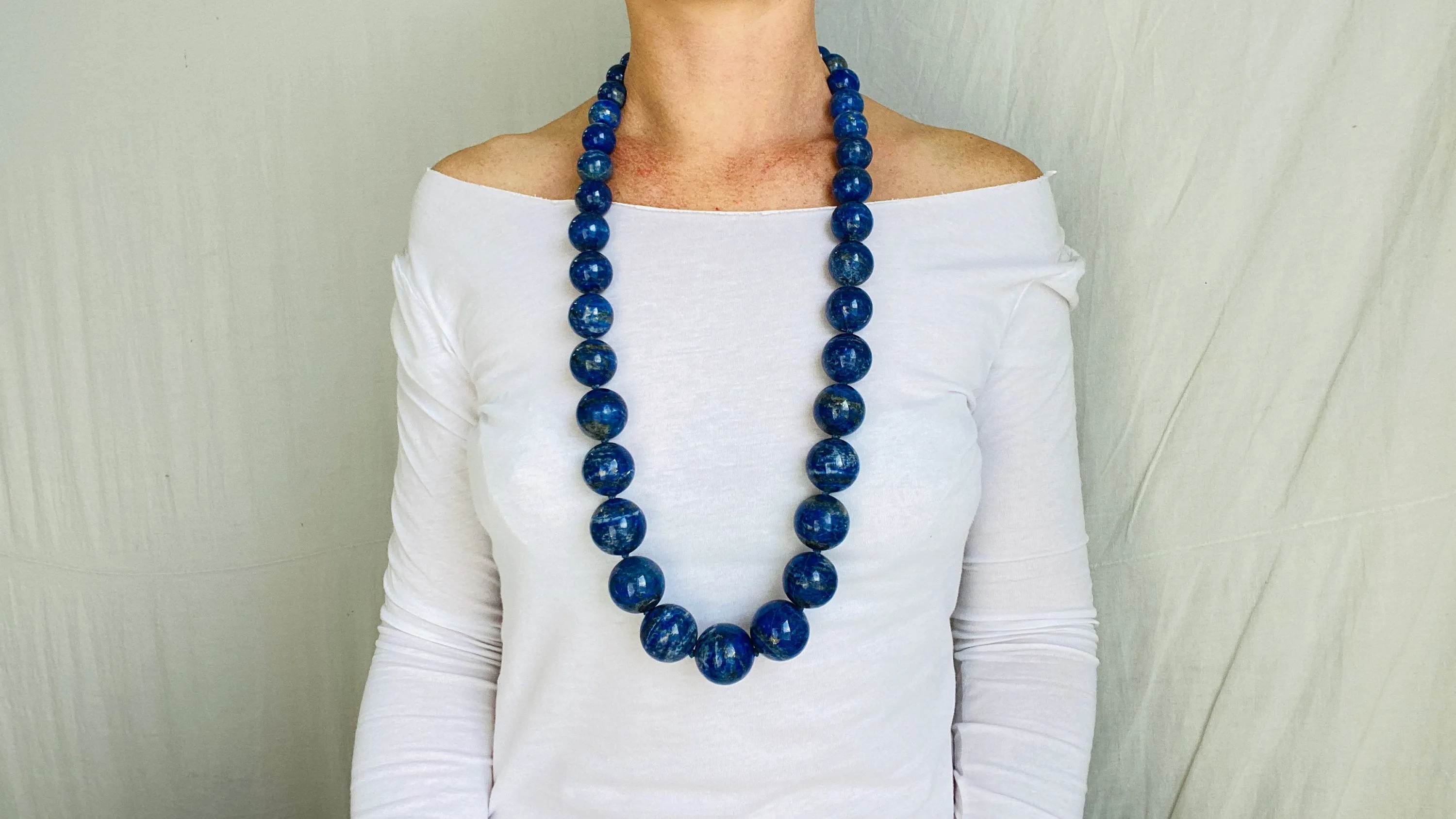 Lapis Lazuli Long Beaded Necklace.