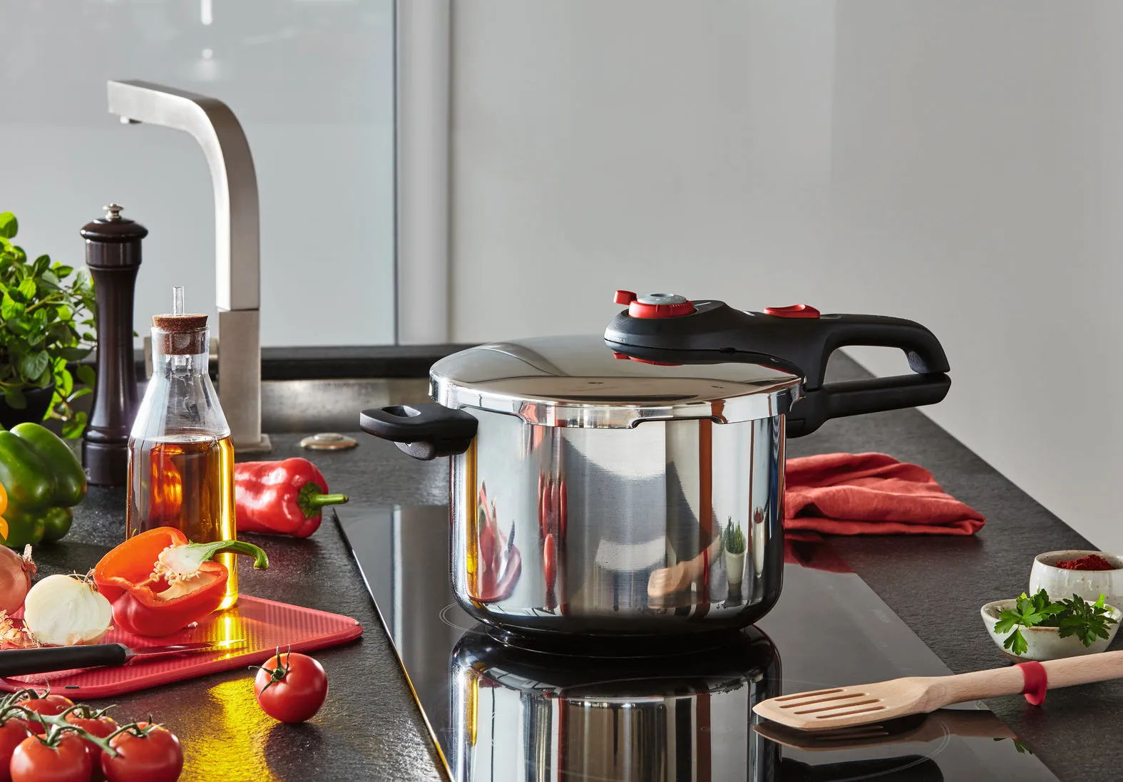 User manual and frequently asked questions Fast & Easy Pressure Cooker 6L